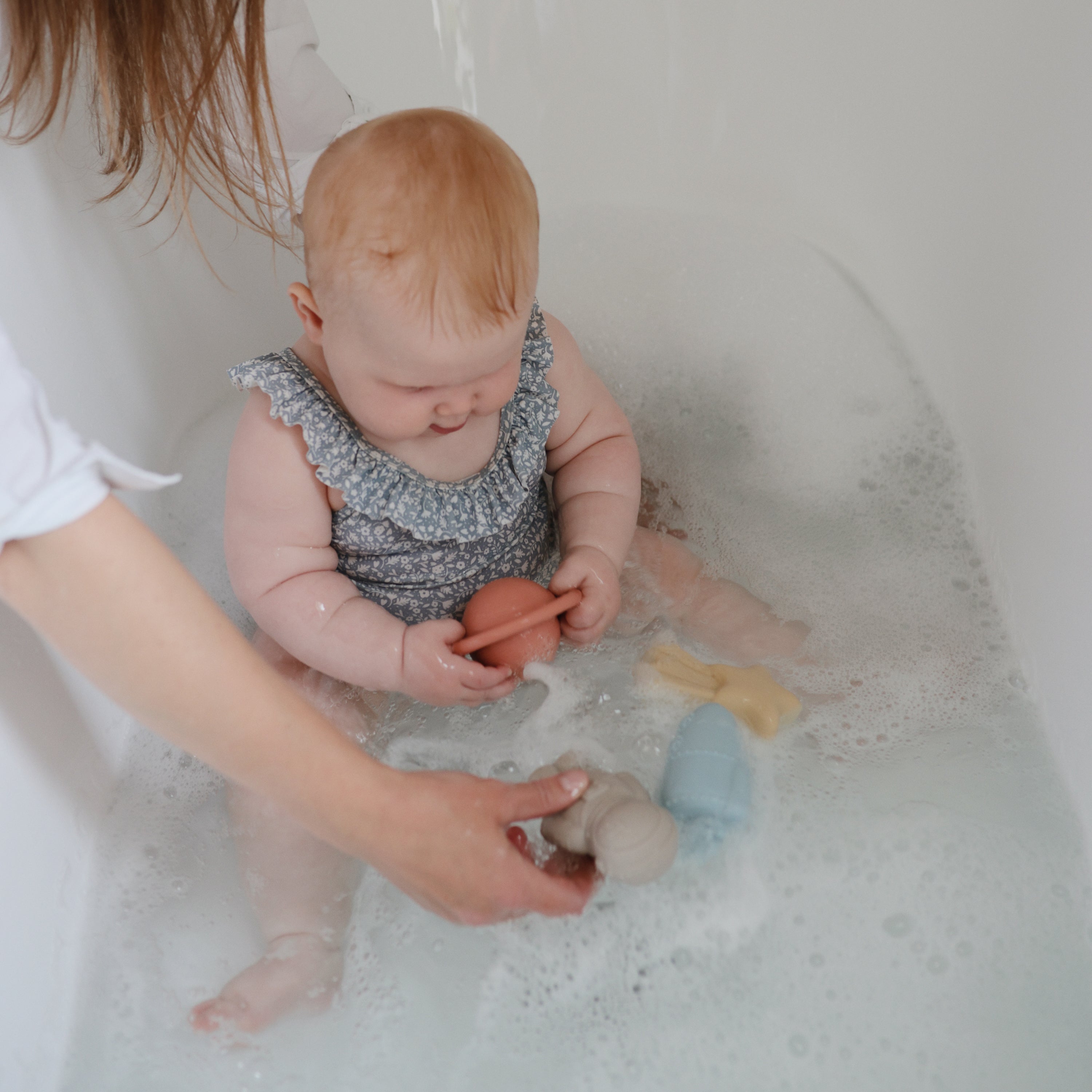 Image of Space Mold Free Bath Play Set - 4 Pack